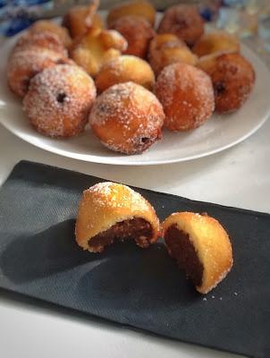 BUÑUELOS DE BIZCOCHO Y NUTELLA