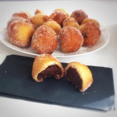 BUÑUELOS DE BIZCOCHO Y NUTELLA