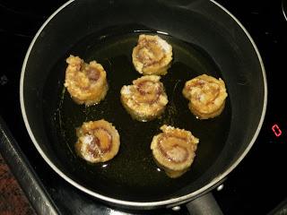 CANAPÉS CALIENTES DE MORCILLA Y QUESO