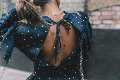 TOPSHOP UNIQUE lfw-london_fashion_week_ss17-street_style-outfits-collage_vintage-vintage-topshop_unique-polka_dot_dress-white_mules-topshop_boutique-adenorah-46