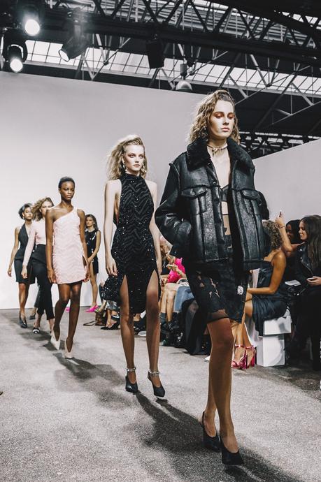 TOPSHOP UNIQUE lfw-london_fashion_week_ss17-street_style-outfits-collage_vintage-vintage-topshop_unique-36