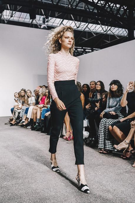 TOPSHOP UNIQUE lfw-london_fashion_week_ss17-street_style-outfits-collage_vintage-vintage-topshop_unique-29