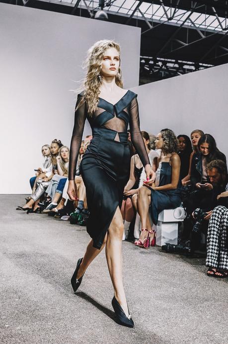 TOPSHOP UNIQUE lfw-london_fashion_week_ss17-street_style-outfits-collage_vintage-vintage-topshop_unique-30