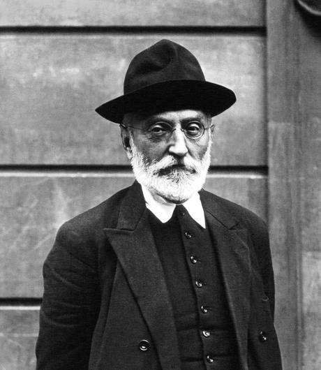 Miguel_de_Unamuno_Meurisse_1925.jpg