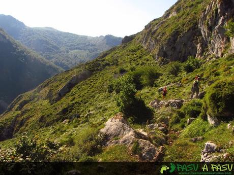 Sendero por encima del de la Jocica