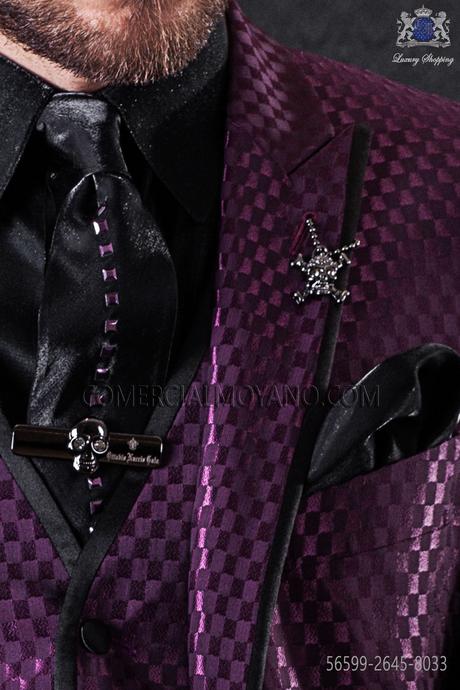 Traje de novio moderno de corte entallado (slim fit) http://www.comercialmoyano.com/es/2227-corbata-y-pan-negro-de-lurex-con-apliques-metalicos-morados-56599-2645-8033-ottavio-nuccio-gala.html