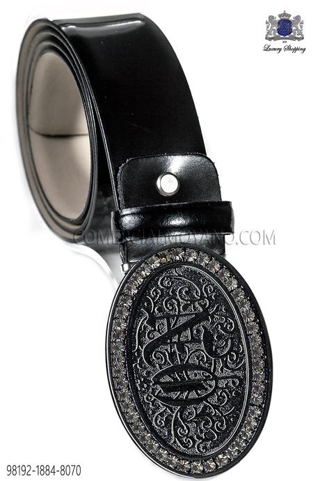 Traje de novio moderno de corte entallado (slim fit) http://www.comercialmoyano.com/es/439-cinturon-negro-hebilla-emotion-98192-1884-8070-ottavio-nuccio-gala.html
