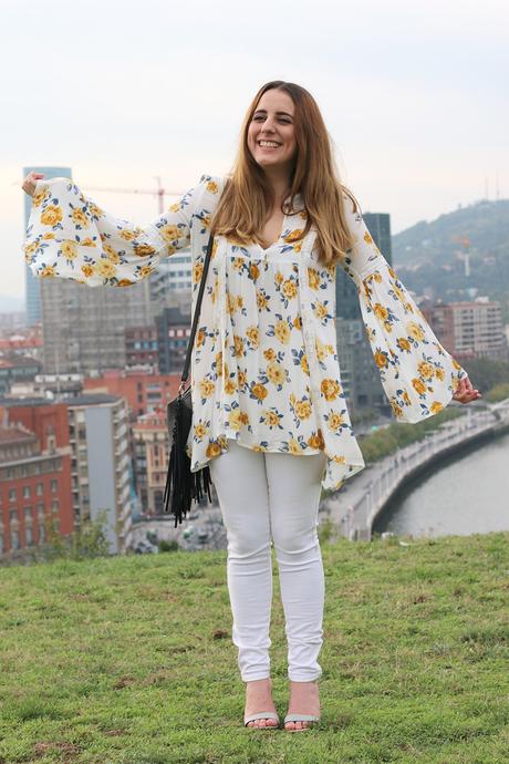 Del verano al otoño en un vestido