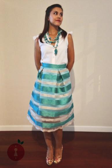 #outfit en turquesa y blanco con Cloti García e INARCO #outfit en turquesa y blanco con Cloti García e INARCO