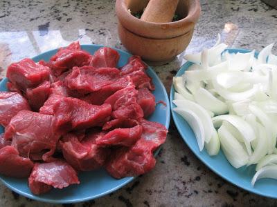 Carne guisada de mamá olla GM