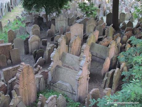 Praga; el Barrio Josefov y el Cementerio Judío