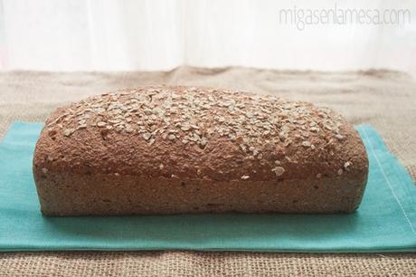 Pan integral de salvado de avena y lino [Oat broom bread de Peter Reinhart]