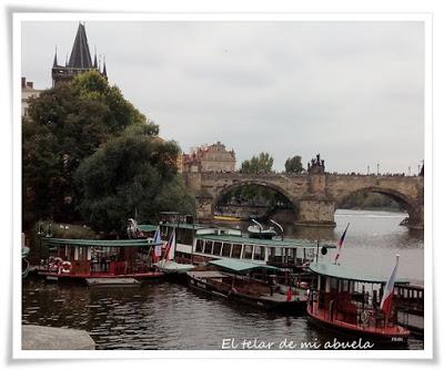 FUNDAS PARA ABANICOS  y un poco de BUDAPEST y de PRAGA.