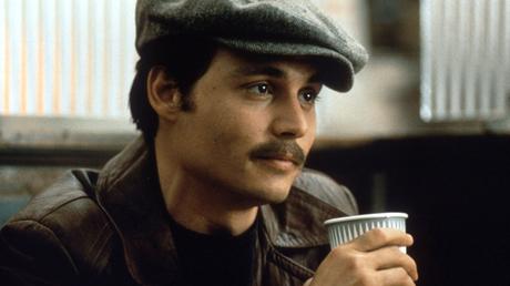 Johnny Deep camino de ser el protagonista en Un asesinato en el Orient Express Johnny Deep camino de ser el protagonista en Un asesinato en el Orient Express