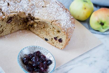 postres recetas delikatissen postres manzana postres fáciles bizcocho frutas Bizcocho de manzana y arándanos 