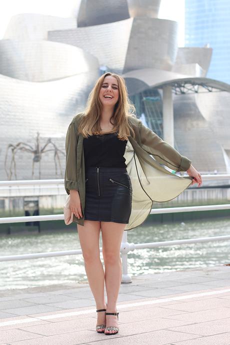 Viernes noche en el Guggenheim de Bilbao Viernes noche en el Guggenheim de Bilbao