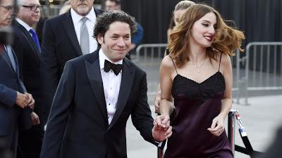 María Valverde nos presenta a su novio Gustavo Dudamel María Valverde nos presenta a su novio Gustavo Dudamel