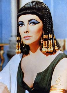 Cleopatra y su bukkake histórico