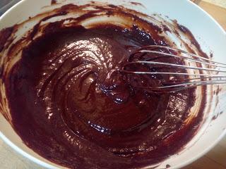 TORTA DE CHOCOLATE CON NUECES ¿O LE LLAMAMOS BROWNIE? TORTA DE CHOCOLATE CON NUECES ¿O LE LLAMAMOS BROWNIE?