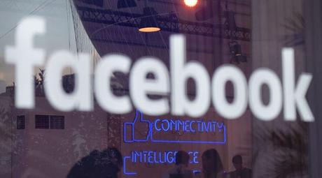 Facebook lanzó Marketplace, para comprar y vender entre usuarios Facebook lanzó Marketplace, para comprar y vender entre usuarios