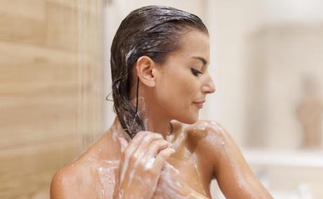 12 mandamientos para lavar el cabello como es debido lavar cabello