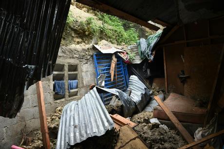 Mueren tres niños y un adulto en República Dominicana por lluvias de Matthew
