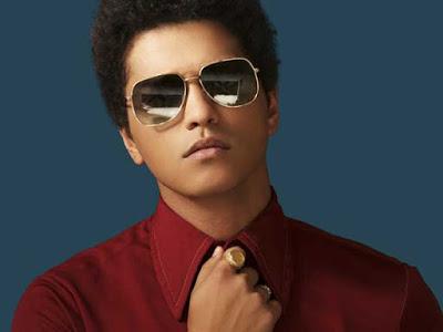 Bruno Mars lanza ‘24K Magic’