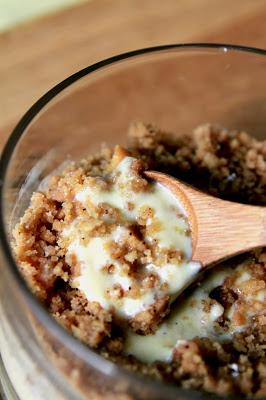 Natillas caseras con crumble de galletas María