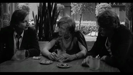 Valehtelija - 1981 Valehtelija - 1981