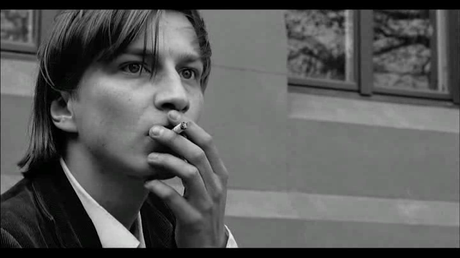 Valehtelija - 1981 Valehtelija - 1981