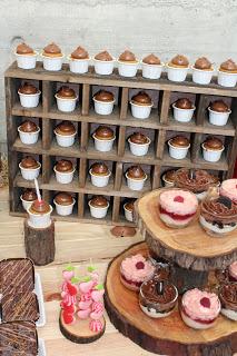 Mesa dulce rústica para una boda muy especial! Mesa dulce rústica para una boda muy especial!