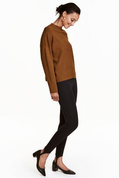 AUTUMN TREND; VUELVEN OTRA VEZ... STIRRUP PANTS.-