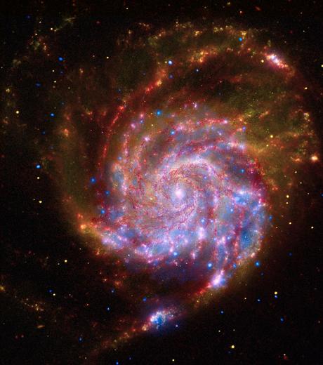 ✨M101 por Chandra Hubble y Spitzer