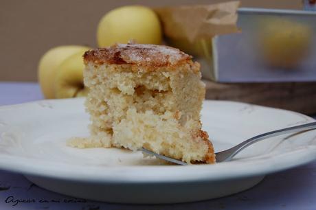 Coca de llanda con manzana Coca de llanda con manzana