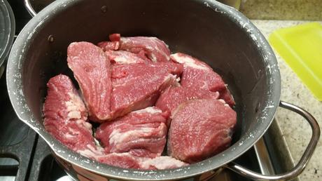 Carne cruda Un estofado de re-chupete