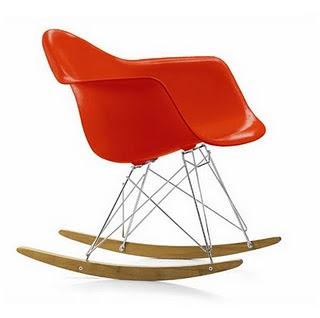 REGALAMOS UNA ROCKING CHAIR REGALAMOS UNA ROCKING CHAIR