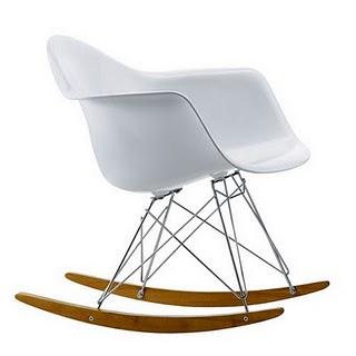 REGALAMOS UNA ROCKING CHAIR REGALAMOS UNA ROCKING CHAIR