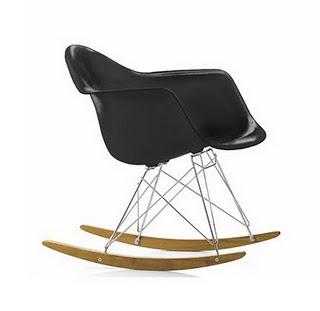REGALAMOS UNA ROCKING CHAIR REGALAMOS UNA ROCKING CHAIR