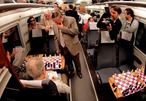 KARPOV Y ANAND, LA PARTIDA 'MAS RAPIDA' DE SUS VIDAS KARPOV Y ANAND, LA PARTIDA 'MAS RAPIDA' DE SUS VIDAS