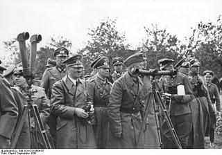 El General Erwin Rommel recibe el mando del Afrika Korps - 06/02/1941. El General Erwin Rommel recibe el mando del Afrika Korps - 06/02/1941.