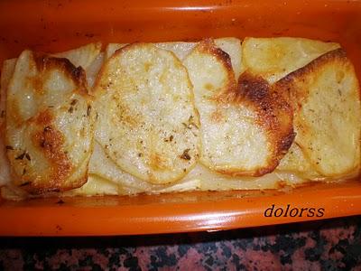 MIL HOJAS DE PATATA AL AROMA DE TOMILLO MIL HOJAS DE PATATA AL AROMA DE TOMILLO