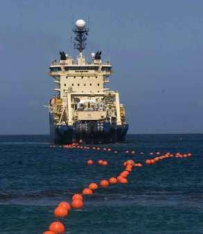 Avanza hacia Cuba el buque con cable de fibra óptica 20110131062301-submarino-cuba-venez.jpg