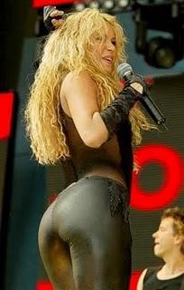 SHAKIRA. HUMOR casi INTELIGENTE