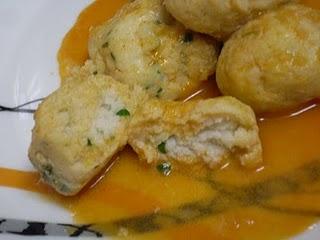 ALBÓNDIGAS DE MERLUZA Y GAMBAS ALBÓNDIGAS DE MERLUZA Y GAMBAS