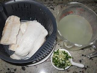 ALBÓNDIGAS DE MERLUZA Y GAMBAS ALBÓNDIGAS DE MERLUZA Y GAMBAS