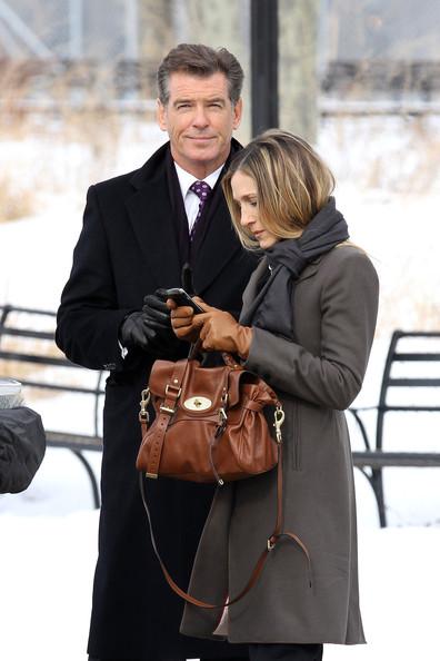 Pierce Brosnan y Sarah Jessica Parker en I Don’t Know How She Does It