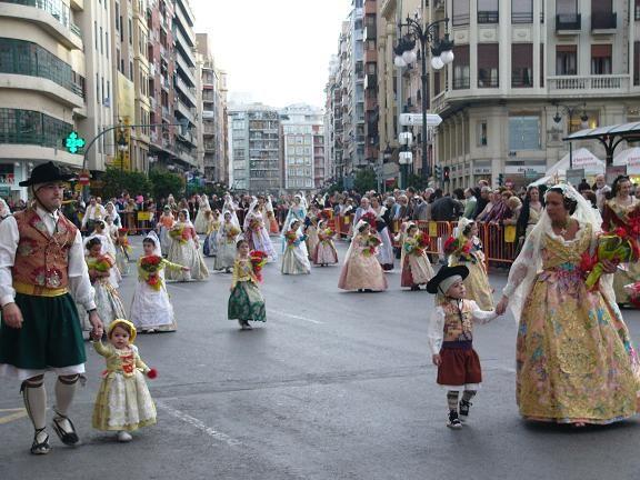 Ofrenda de flores a la Virgen de los Desamparados