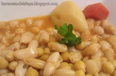 Potaje trianero de chicharos y garbanzos