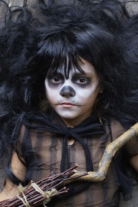 50-Pretty-And-Scary-Halloween-Makeup-Ideas-For-kids_41