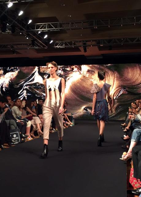 Jannette Klein presenta Mangala en #MBFWMx Jannette Klein presenta Mangala en #MBFWMx